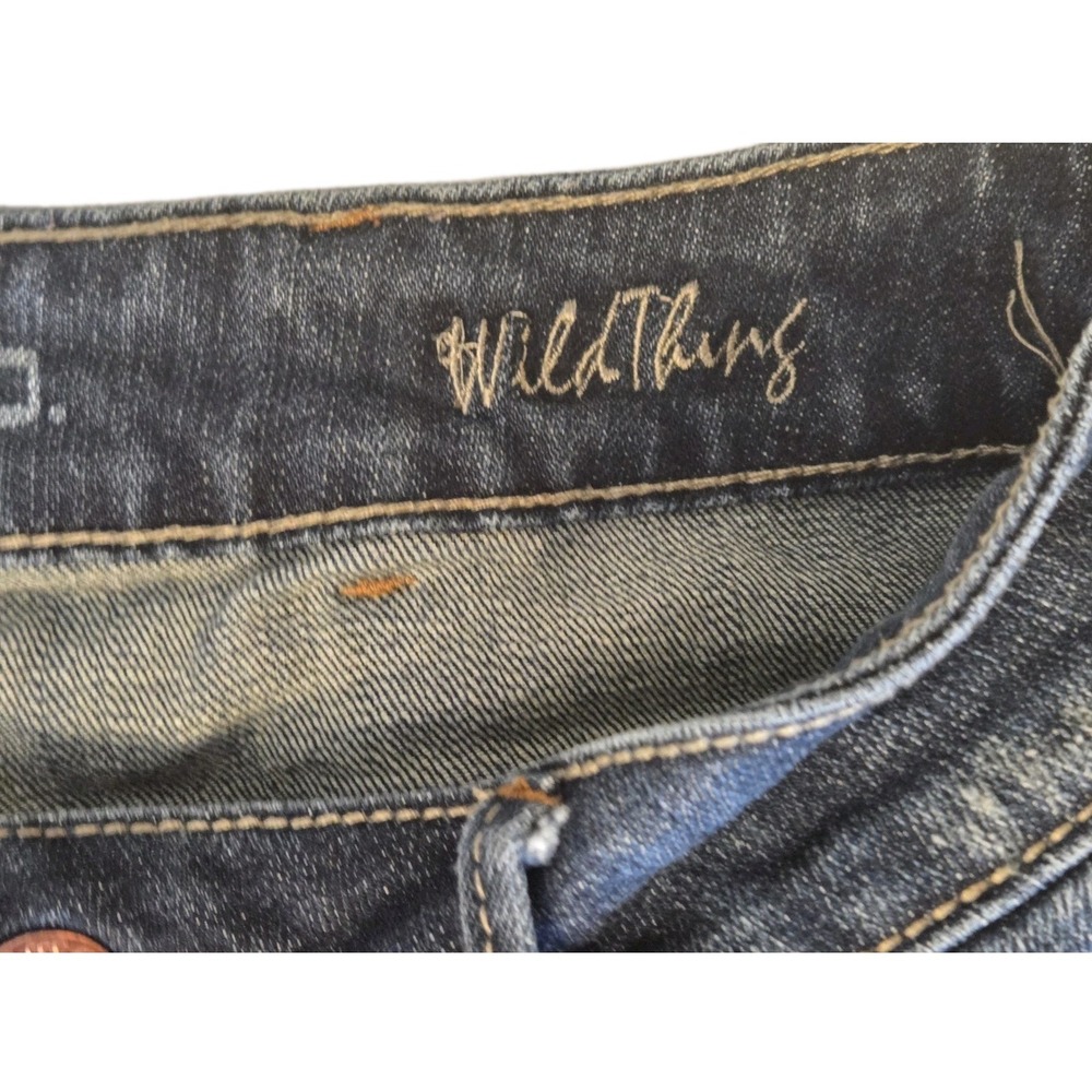Cowgirl Tuff Co. Womens Jeans WILD THING Barbed Wire Bootcut Tag Sz 29 *(32x35) - Picture 4 of 16
